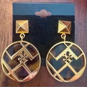 Tory Burch Tortious Shell and Gold tone earrings Great condition